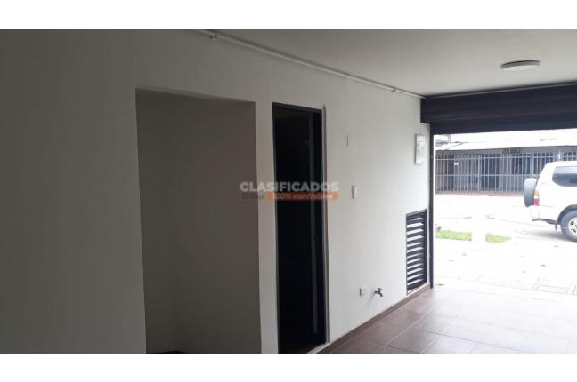 Locales y Bodegas, Alquiler, Prados del Norte - $1.250.000