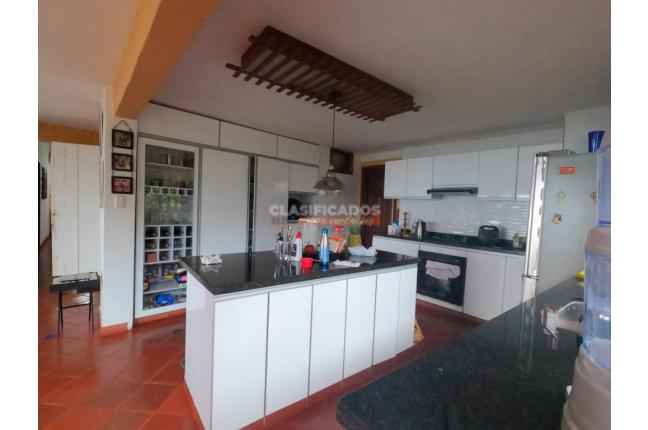 Fincas y Casas Campestres, Venta en Yumbo