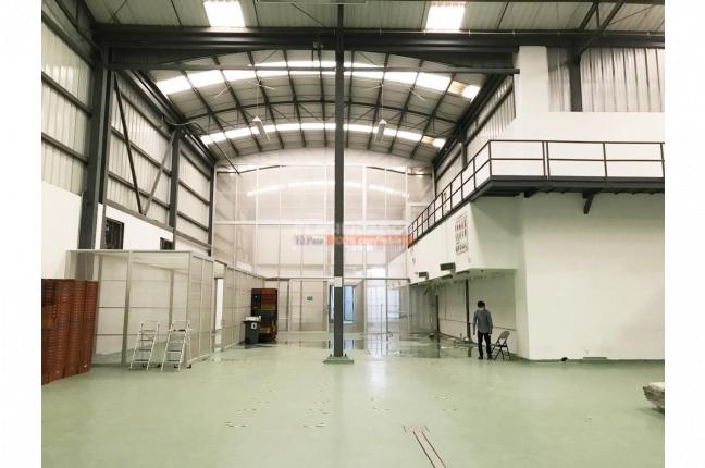 Locales y Bodegas, Alquiler en Acopi