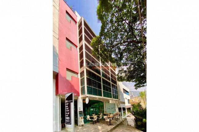 Locales y Bodegas, Venta en El Peñón