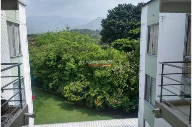 Apartamentos, Venta en Cañaveral del Oeste