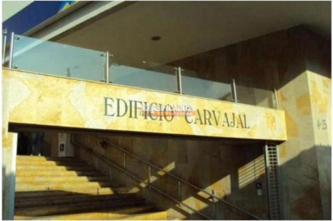 Oficinas y Consultorios, Venta en El Hoyo