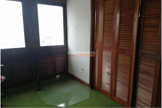 Oficinas y Consultorios, Venta, El Hoyo - $650.000.000