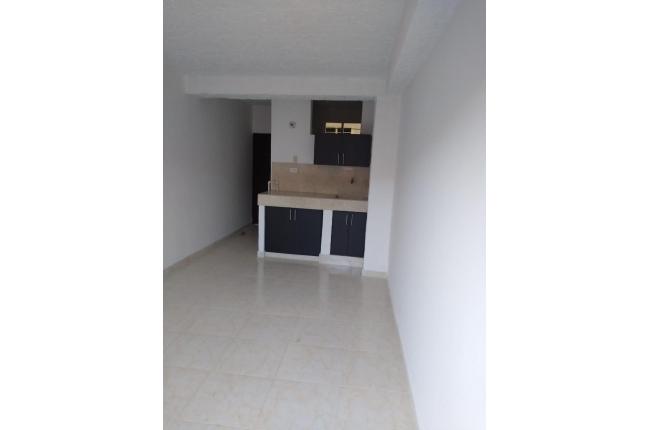 Apartaestudios, Alquiler, Primero de Mayo - $600.000