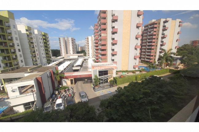 Oficinas y Consultorios, Alquiler en La Flora