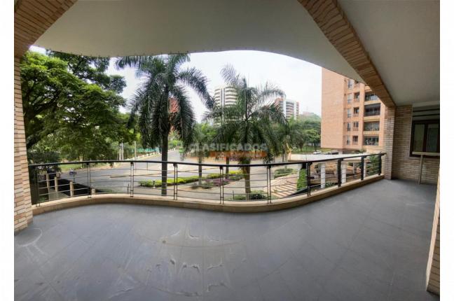 Apartamentos, Venta, Aguacatal - $1.300.000.000