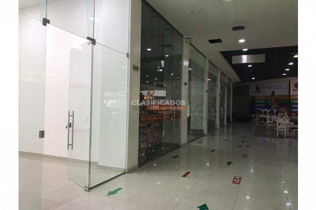 Locales y Bodegas, Alquiler en Centenario