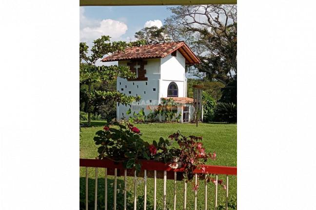 Fincas y Casas Campestres, Venta, Montenegro - $3.200.000.000