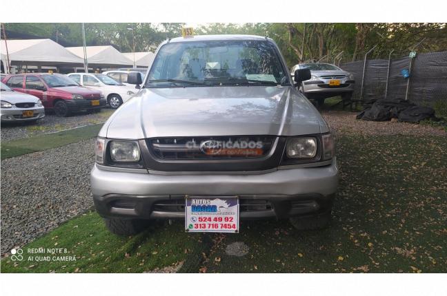 Toyota Hilux 2003