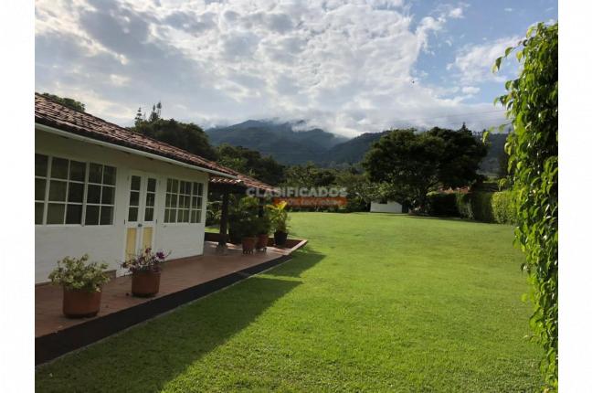 Fincas y Casas Campestres, Venta, Calima (Darién) - $2.000.000.000