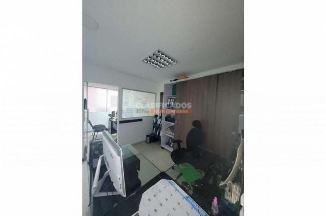 Oficinas y Consultorios, Alquiler, Centro Ccial Santiago - $1.950.000