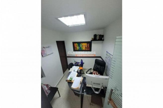 Oficinas y Consultorios, Alquiler, Centro Ccial Santiago - $1.950.000