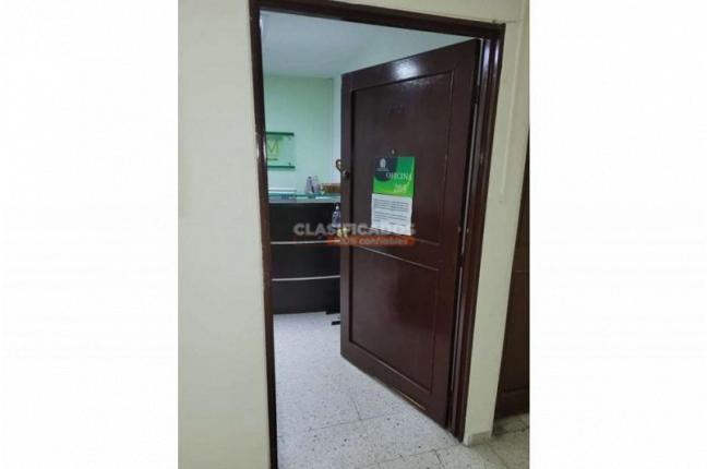 Oficinas y Consultorios, Alquiler, Centro Ccial Santiago - $1.950.000