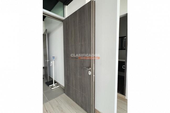 Oficinas y Consultorios, Alquiler, Centro Ccial. Jardín Plaza - $6.500.000