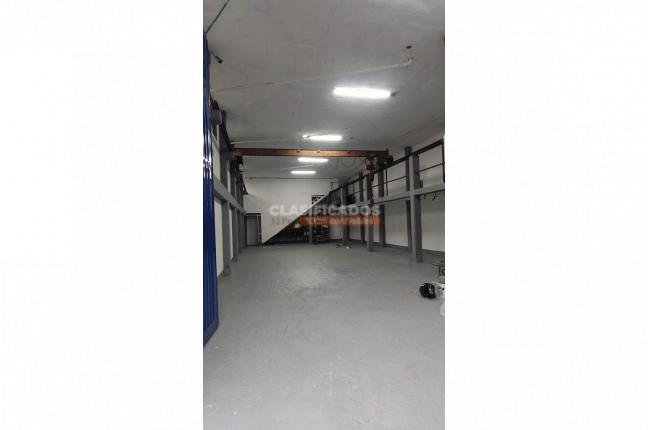 Locales y Bodegas, Venta, Obrero - $800.000.000