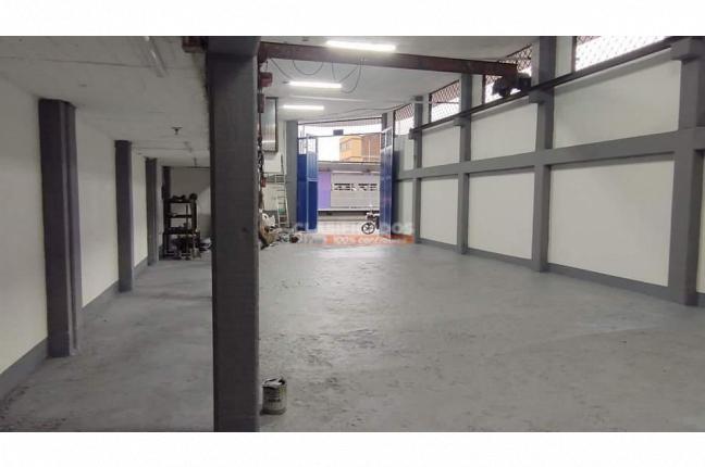 Locales y Bodegas, Venta, Obrero - $800.000.000