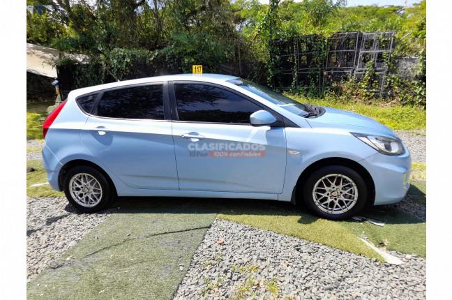 Hyundai Accent 2012 - $37.000.000