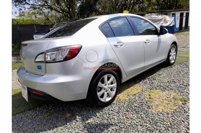 Mazda 3 2011 - $43.000.000