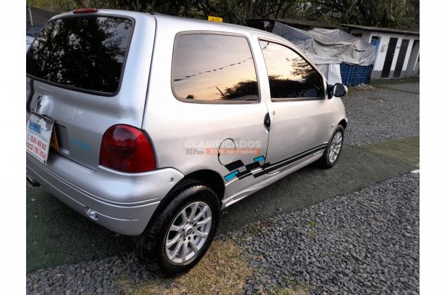 Renault Twingo 2010 - $21.000.000