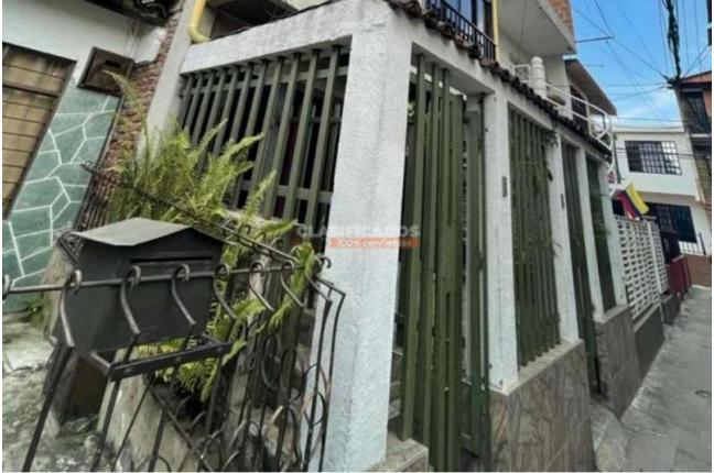 Casas, Venta en La Rivera