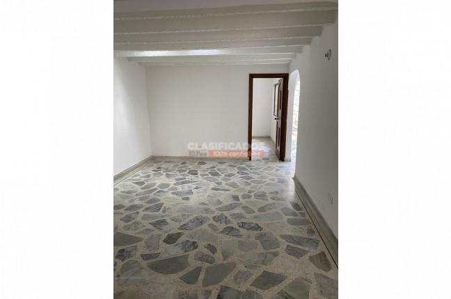 Casas, Alquiler en La Flora