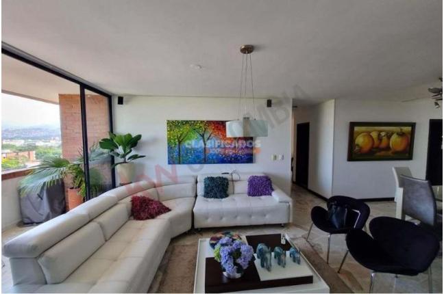 Apartamentos, Venta en Las Quintas de Don Simón