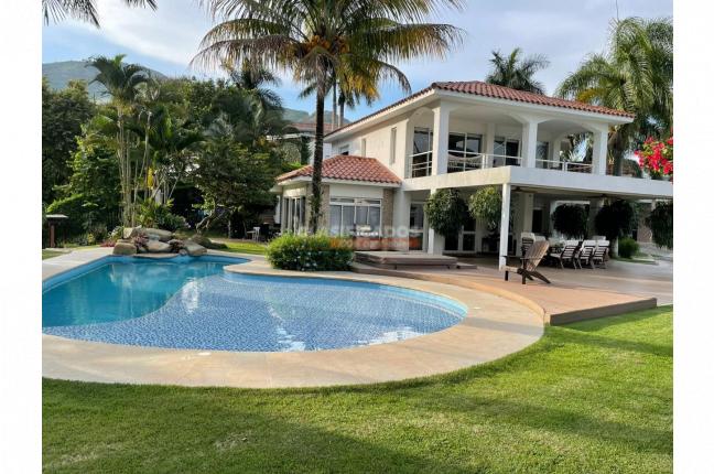 Casas, Venta, Altos Menga - $3.500.000.000