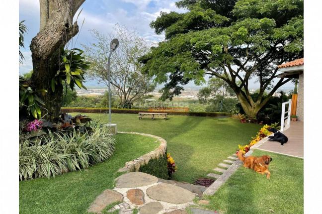 Casas, Venta, Altos Menga - $3.500.000.000