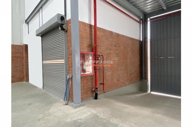 Locales y Bodegas, Alquiler, Yumbo - $18.750.000