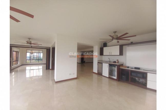 Apartamentos, Venta, Aguacatal - $1.600.000.000