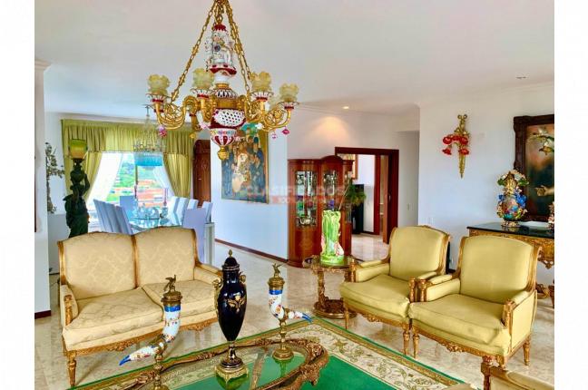 Apartamentos, Venta en Ciudad Jardín