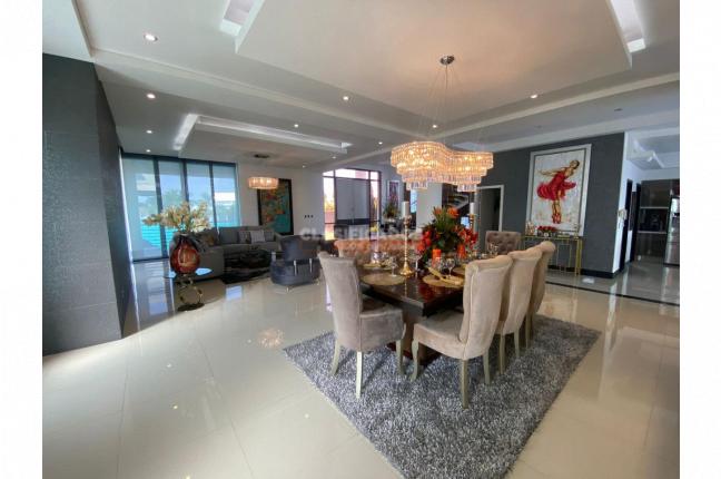 Casas, Venta en Altos de Pance