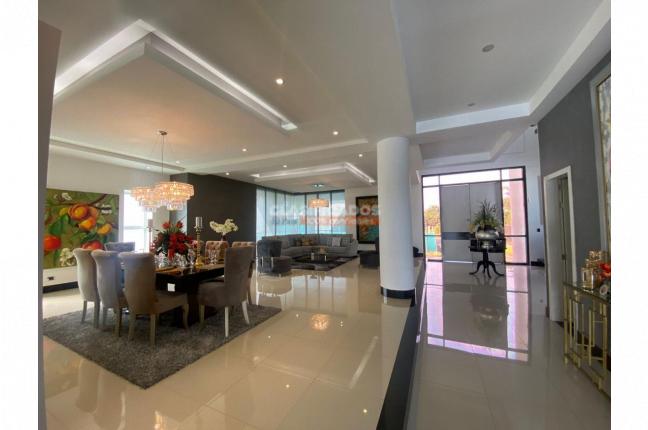 Casas, Venta en Altos de Pance