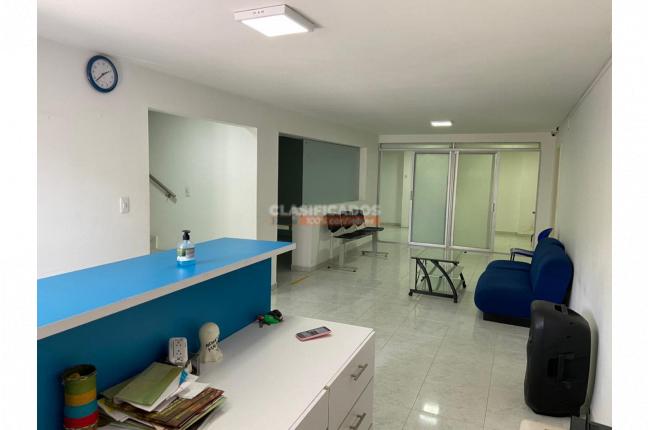 Oficinas y Consultorios, Alquiler, Capri - $9.000.000