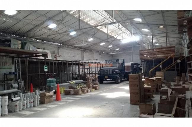 Locales y Bodegas, Alquiler, Yumbo - $8.900.000