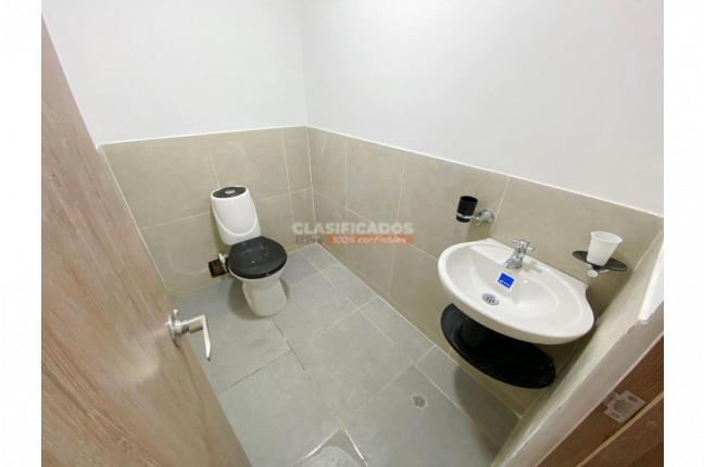 Casas, Alquiler, Versalles - $24.000.000