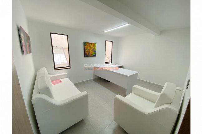 Casas, Alquiler, Versalles - $24.000.000