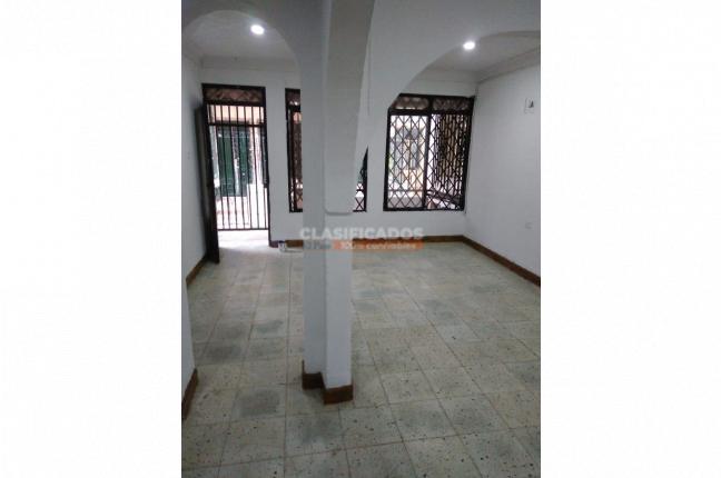 Casas, Alquiler, Ciudad Córdoba - $850.000