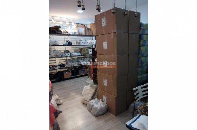 Locales y Bodegas, Alquiler, Bretaña - $6.500.000