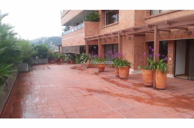 Apartamentos, Venta en Arboleda