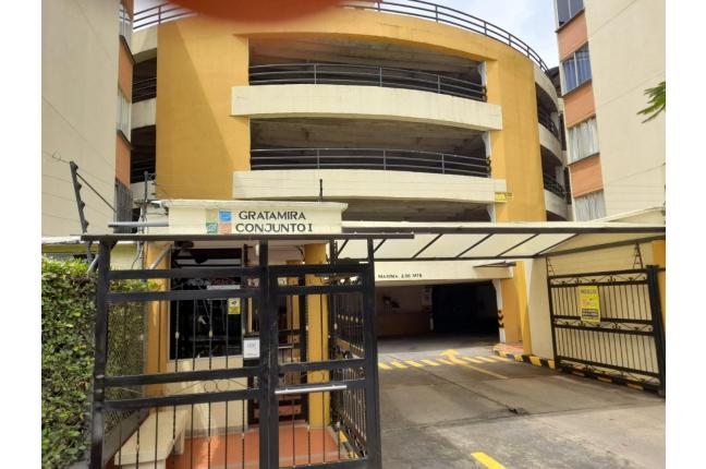 Habitaciones, Alquiler, Primero de Mayo - $440.000