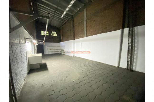 Locales y Bodegas, Alquiler, Santander - $17.000.000