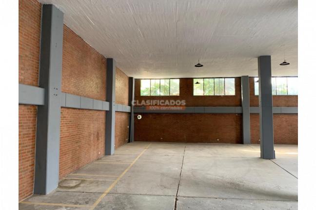 Locales y Bodegas, Venta en El Troncal