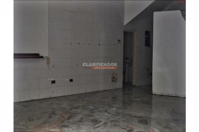 Locales y Bodegas, Alquiler, Granada - $3.000.000