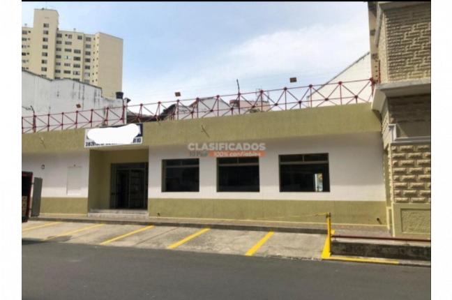 Locales y Bodegas, Alquiler, Granada - $15.000.000