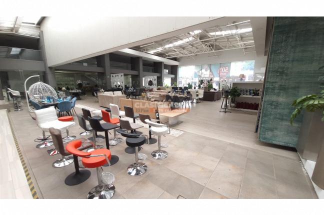 Locales y Bodegas, Alquiler, Los Cámbulos - $110.000.000