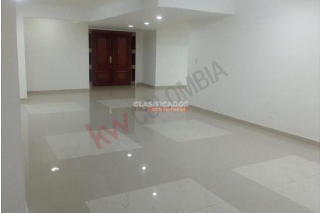 Oficinas y Consultorios, Alquiler, Versalles - $6.400.000