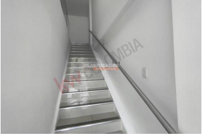 Locales y Bodegas, Alquiler, Camino Real - $4.500.000