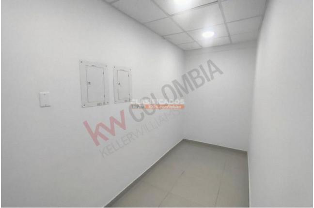 Locales y Bodegas, Alquiler, Camino Real - $4.500.000