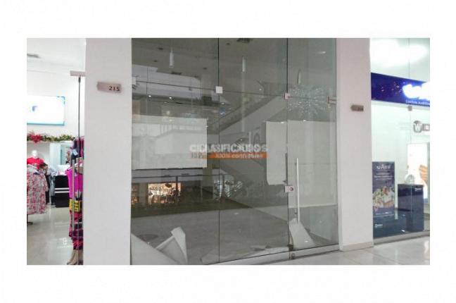 Locales y Bodegas, Alquiler en Centenario